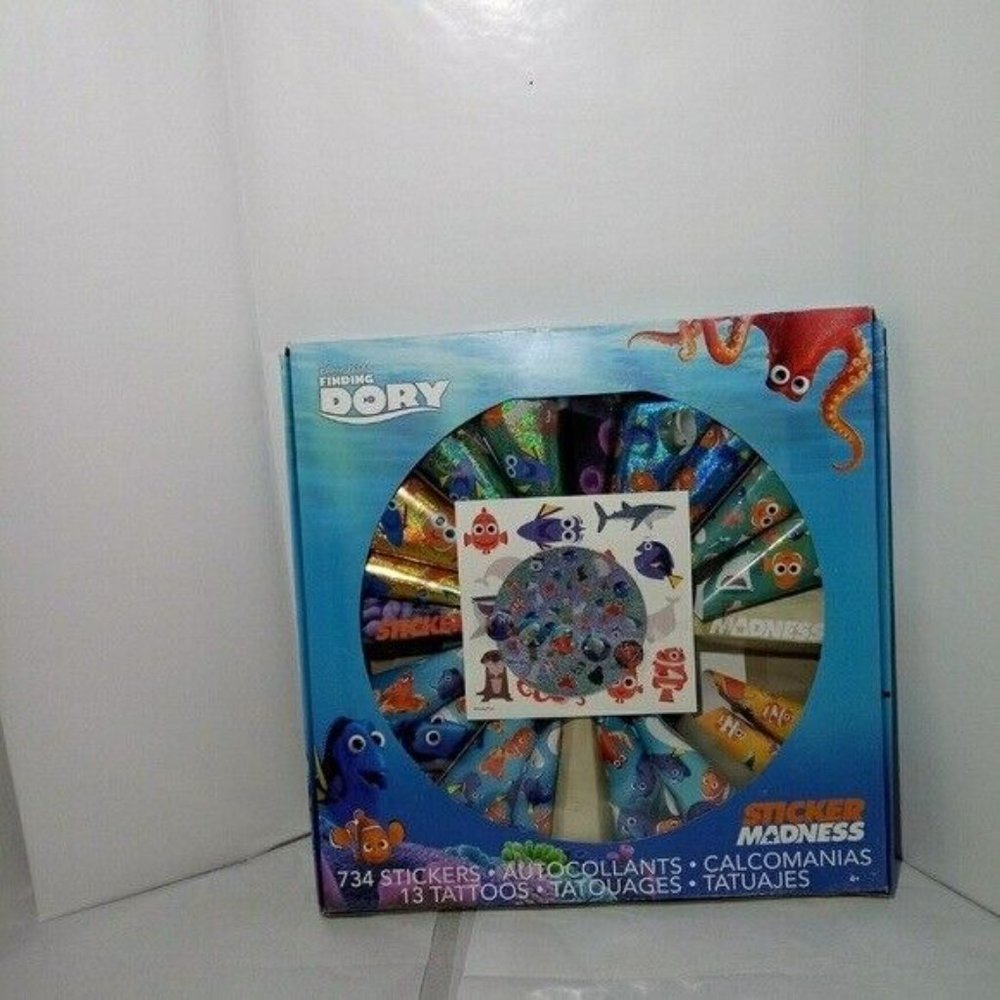 Finding Dory NEW Box Of Stickers 734 Count & 13 Tattoos Sticker Madness - Picture 3 of 11